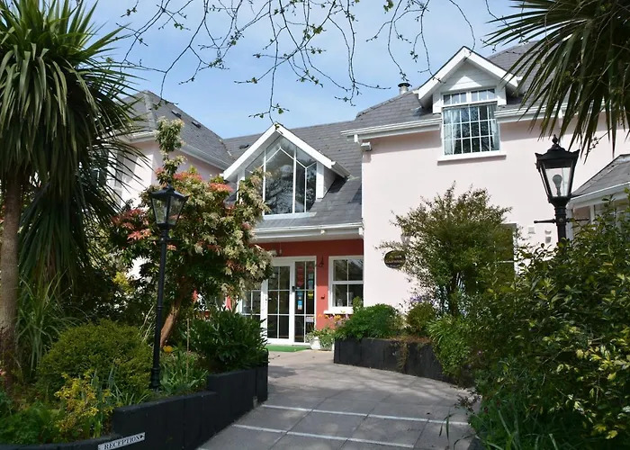 The Grove Lodge Guesthouse